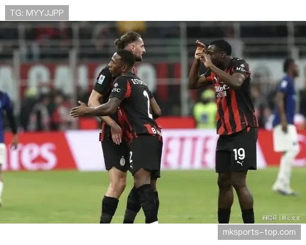 AC米兰战术体系崩塌危机：攻防脱节暴露争冠短板，红黑军团正从豪门滑向平庸！