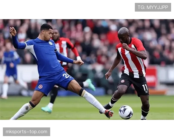 切尔西急速滑向中游危机：混乱重建与豪门定位的惨烈反差！