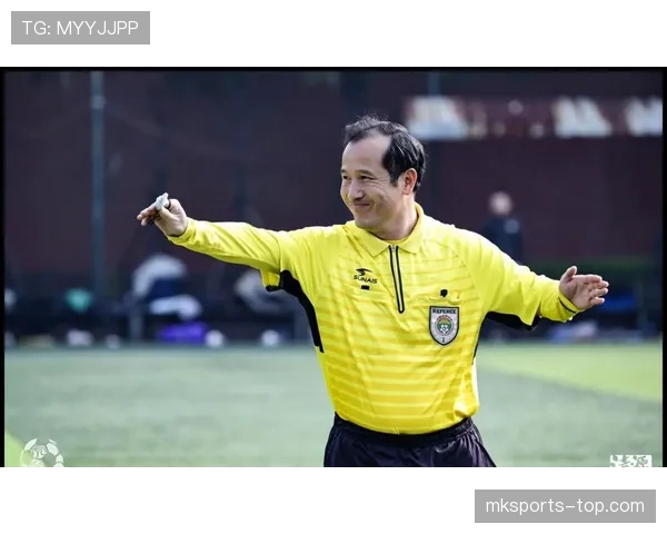 界外判定规则详解：边线触球判罚与换人时机规定