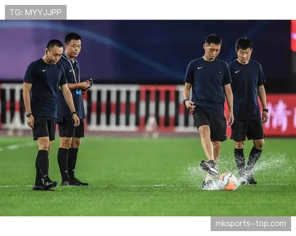 足球裁判职责详解：比赛规则执行与公平判罚关键规范
